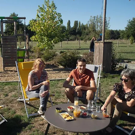 Bed & Breakfast Le Jardin Des 4 Saisons 3*
