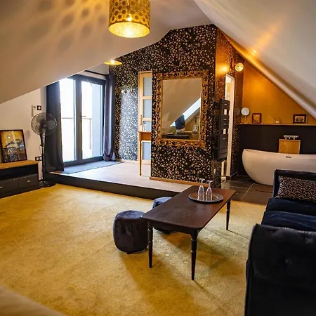 Le Jardin Des 4 Saisons Bed & Breakfast 3*