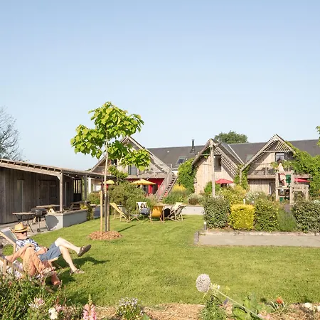 Bed & Breakfast Le Jardin Des 4 Saisons 4*