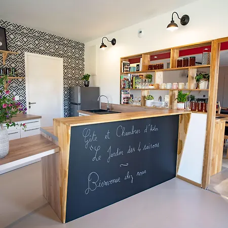 Le Jardin Des 4 Saisons Bed & Breakfast