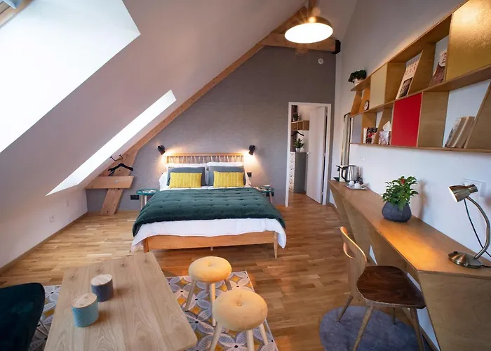 Le Jardin Des 4 Saisons Bed & Breakfast Ruaudin