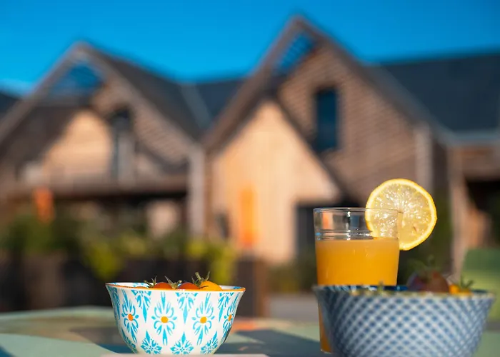 Alojamento de Acomodação e Pequeno-almoço Le Jardin Des 4 Saisons 4*